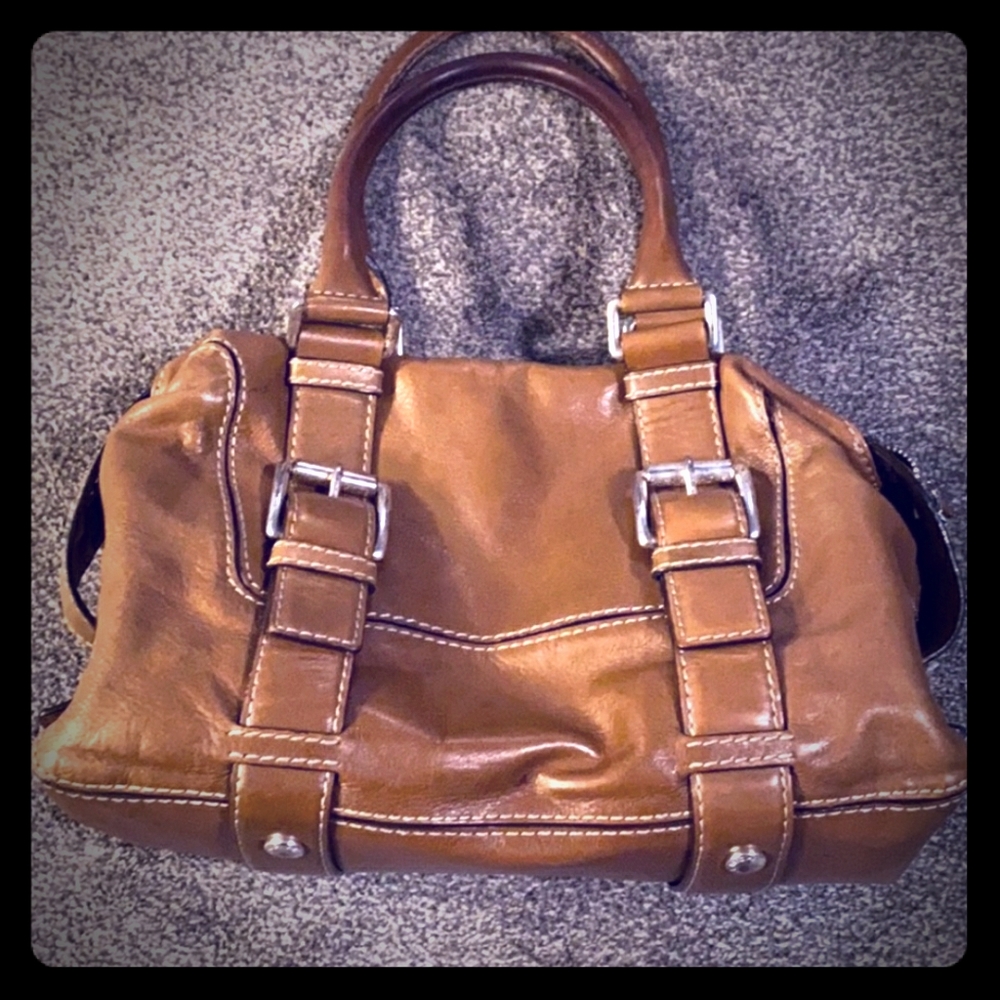 Small to medium size totes style purse.